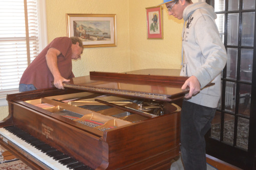 completed b steve 0liver and son setting up the piano (2)